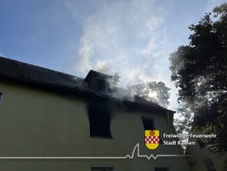 FW Kamen: Ausgedehnter Wohnungsbrand mit verletzten Personen