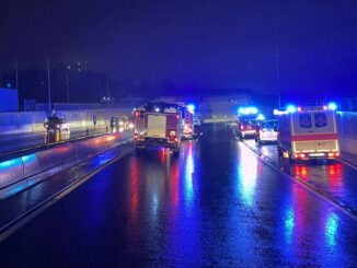 FW Konstanz: Gemeldeter Fahrzeugbrand im Tunnel Waldsiedlung