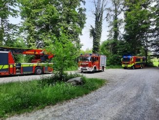 FW Konstanz: Hangrutsch fordert Feuerwehr