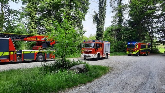 FW Konstanz: Hangrutsch fordert Feuerwehr