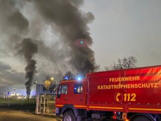 FW Kreis Soest: +++ Erstmeldung+++ Großbrand in Werl