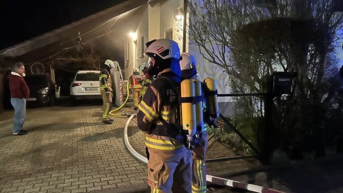 FW LK Leipzig: Kellerbrand im Groitzscher Ortsteil Großpriesligk