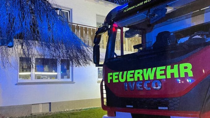 FW Lage: Feuer 3 / Zimmerbrand - 29.12.2021 - 19:30 Uhr