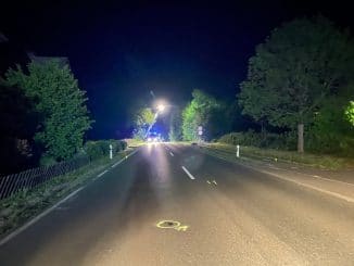 FW Lage: TH 1 / Ausleuchten Unfallstelle - Amtshilfe Polizei - 23.05.2022 - 0:58 Uhr