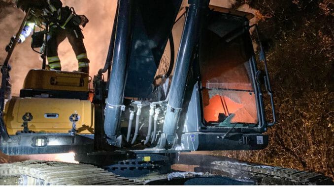 FW-M: Bagger in Brand (Moosach)