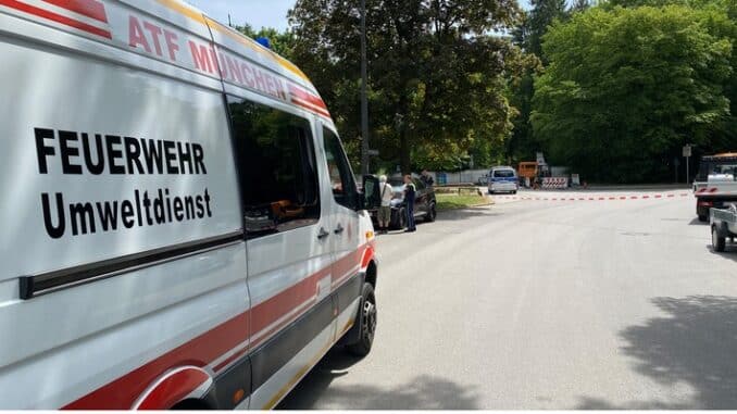 FW-M: Gasaustritt am Lorettoplatz (Großhadern)