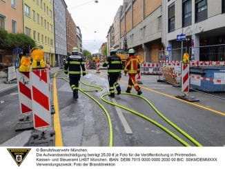 FW-M: Gasaustritt sorgt für Feuerwehreinsatz (Maxvorstadt)