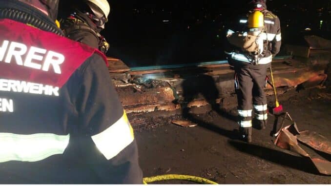 FW-M: Isolierung in Brand (Moosach)