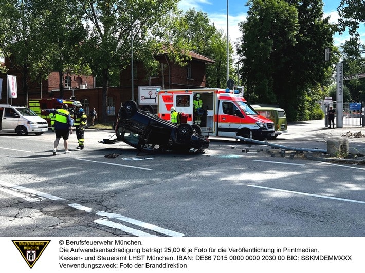 FW-M: Panda erlegt Ampel (Sendling)