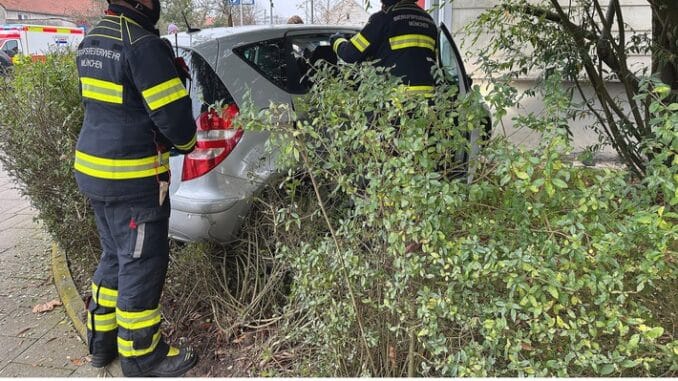 FW-M: Schwerer Verkehrsunfall (Moosach)