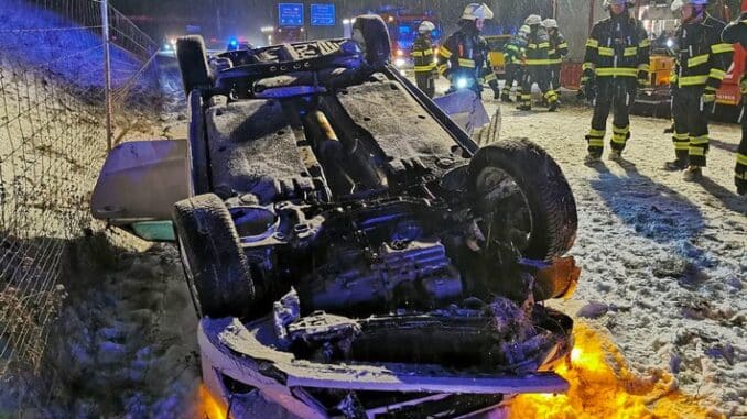 FW-M: Überschlag auf der A96 (Freiham)