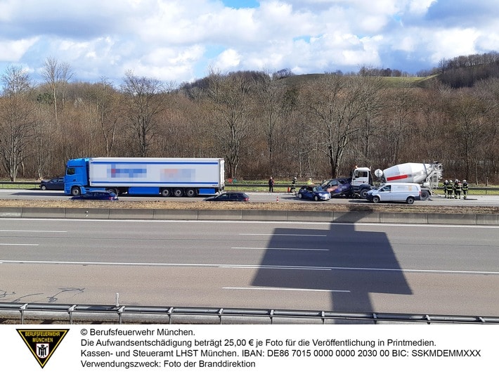 FW-M: Unfall auf der Autobahn (Fröttmaning)