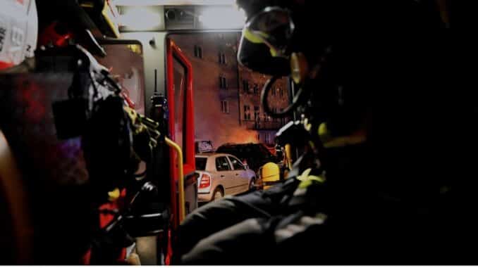 FW-M: Vier brennende Fahrzeuge (Isarvorstadt)