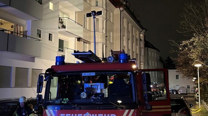 FW-M: Wohnhaus nach Kellerbrand unbewohnbar (Sendling)