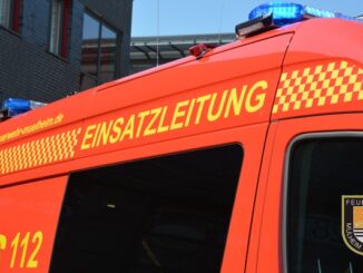 FW-MH: Feuer im Maschinenraum eines Laborschiffes