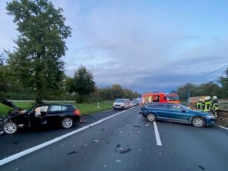 FW-MH: Verkehrsunfall auf der A40