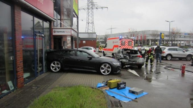 FW-MH: Weitere Einsätze im Mülheimer Stadtgebiet