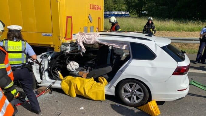 FW-MK: Schwerer Verkehrsunfall auf der BAB 46