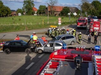 FW-MK: Verkehrsunfall in Iserlohn Rheinen