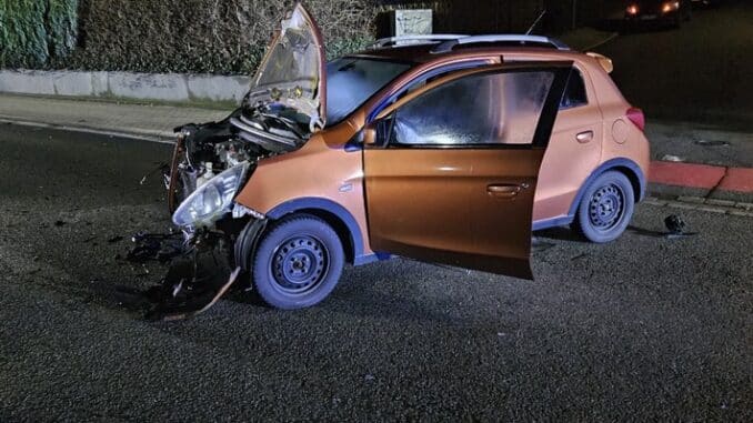 FW Menden: Verkehrsunfall mit einer verletzten Person