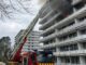 FW Mettmann: Wohnungsbrand mit Explosion und Menschenleben in Gefahr