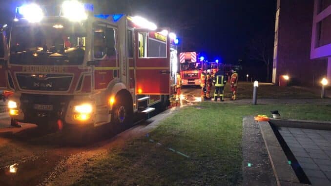 FW Minden: Brand im WC-Bereich Klinikum Minden