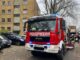 FW Moers: Brennendes Adventsgesteck in Mehrfamilienhaus / Rauchmelder erkennen Brand frühzeitig