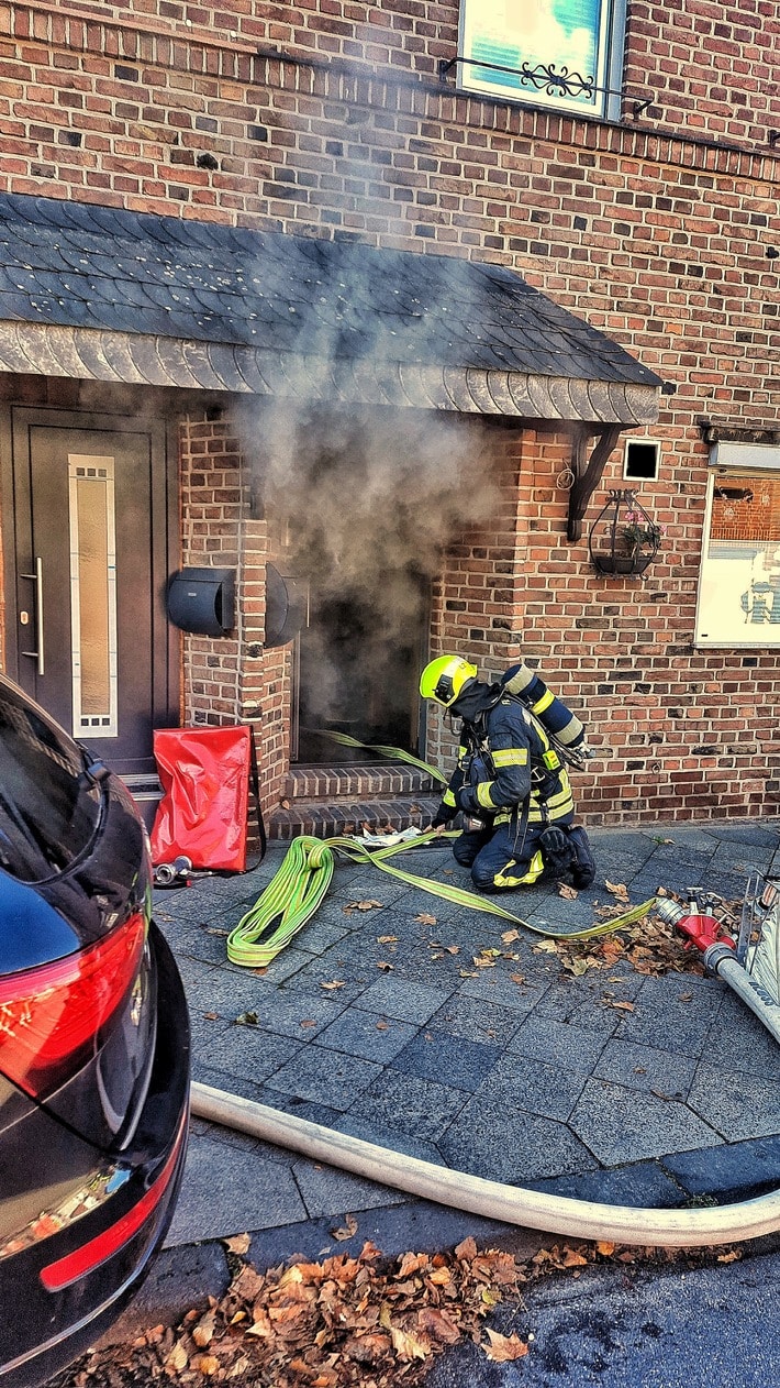 FW-NE: Kellerbrand in Einfamilienhaus | Keine Verletzten