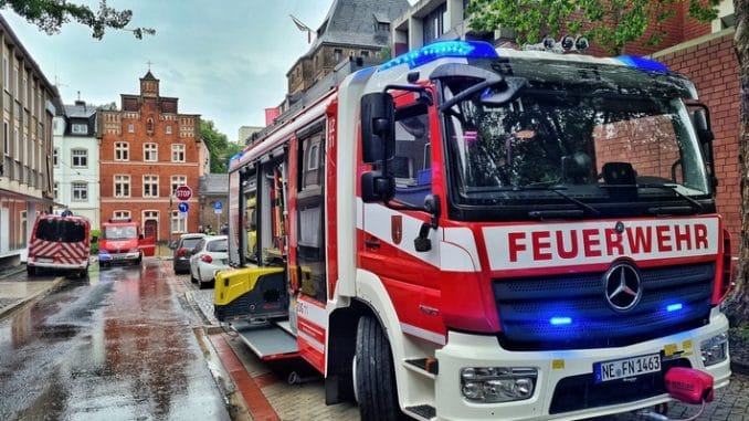 FW-NE: Unwetter sorgte für 43 Einsätze | Feuerwehr mit allen Löschzügen im Einsatz