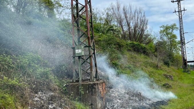 FW-OB: Böschungsbrand