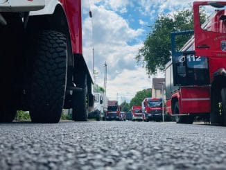 FW-OB: Feuerwehreinsatz in Osterfeld: Leck an einem Kesselwagen