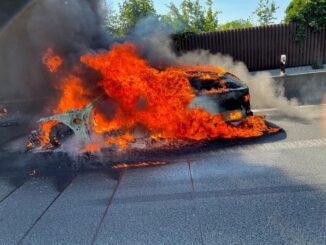 FW-OB: Mehrere Brandeinsätze beschäftigten die Feuerwehr Oberhausen