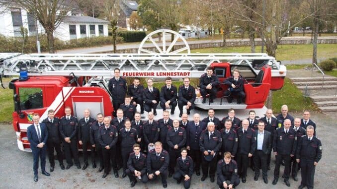 FW-OE: Jahresdienstbesprechung des Einsatzbereichs 1 der Feuerwehr Lennestadt