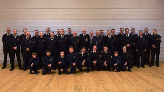 FW-OE: Jahresdienstbesprechung des Einsatzbereichs 3 der Feuerwehr Lennestadt