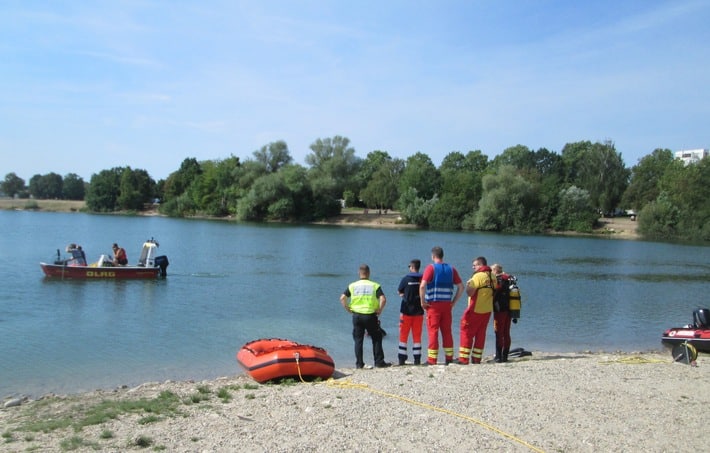 FW-OG: Wasserrettungseinsatz im Offenburger Gifizsee