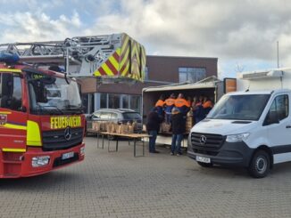 FW-OLL: Jugendfeuerwehr Wildeshausen zeigt Herz: Unterstützung für die Tafel Wildeshausen bei der Weihnachtsfeier