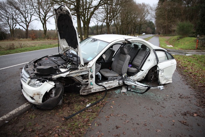 FW-OLL: Schwerer Verkehrsunfall Auf Der Wildeshauser Straße Zwischen ...