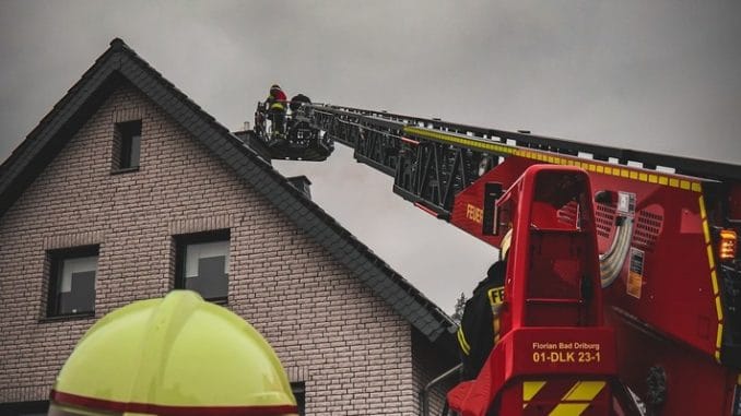 FW-PB: Kaminbrand in Schwaney
