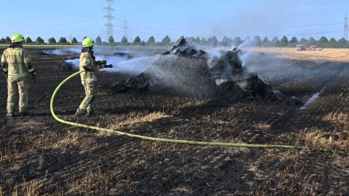 FW Pulheim: Feldbrand in Pulheim