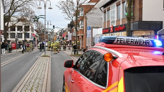 FW Pulheim: Gasaustritt aus Heizungsanlage