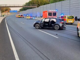 FW-RE: Verkehrsunfall mit sieben Verletzten auf der BAB 43