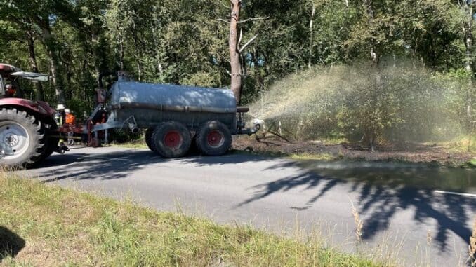 FW-ROW: Böschungsfeuer an der K134