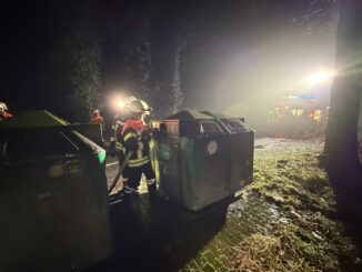 FW-ROW: Entstehungsbrand im Altglascontainer