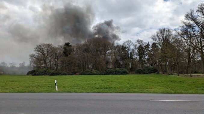 FW-ROW: Erneuter Gebäudebrand in Borchel