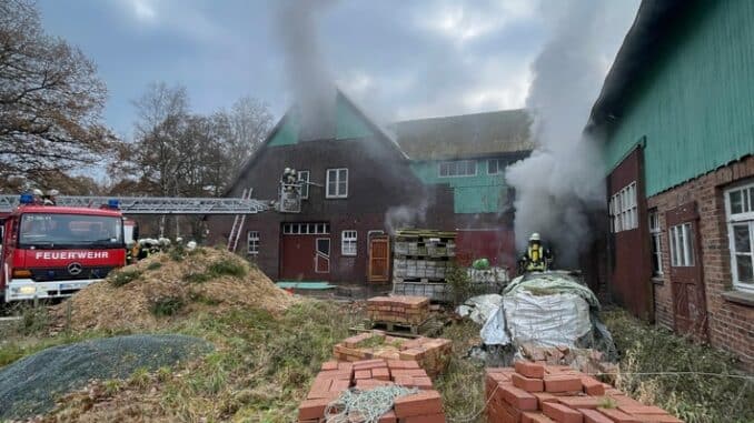 FW-ROW: Feuer an Einfamilienhaus