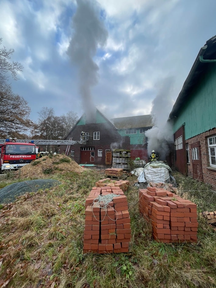 FW-ROW: Feuer an Einfamilienhaus