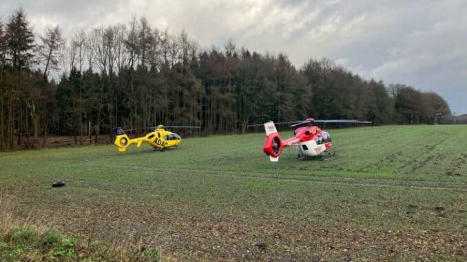 FW-ROW: Frontalzusammenstoß zweier PKW auf der B71 zwischen Wehldorf und Brüttendorf fordert zwei Tote und einen Schwerverletzten