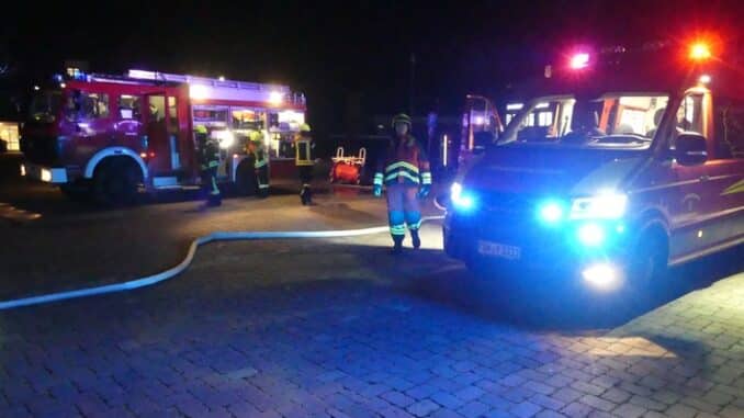 FW-ROW: Heimrauchmelder im Mehrfamilienhaus ruft Feuerwehr auf den Plan