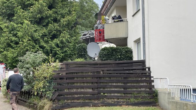 FW-ROW: Kellerbrand in Mehrfamilienhaus