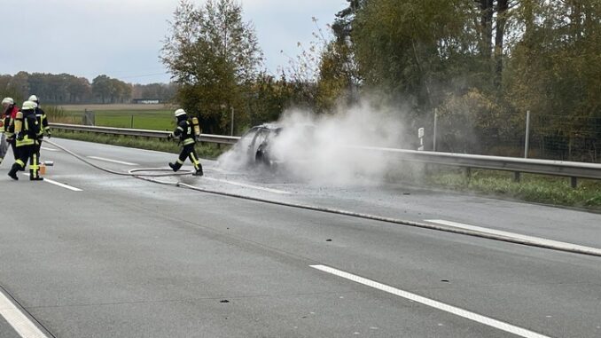 FW-ROW: Porsche Panamera gerät in Brand